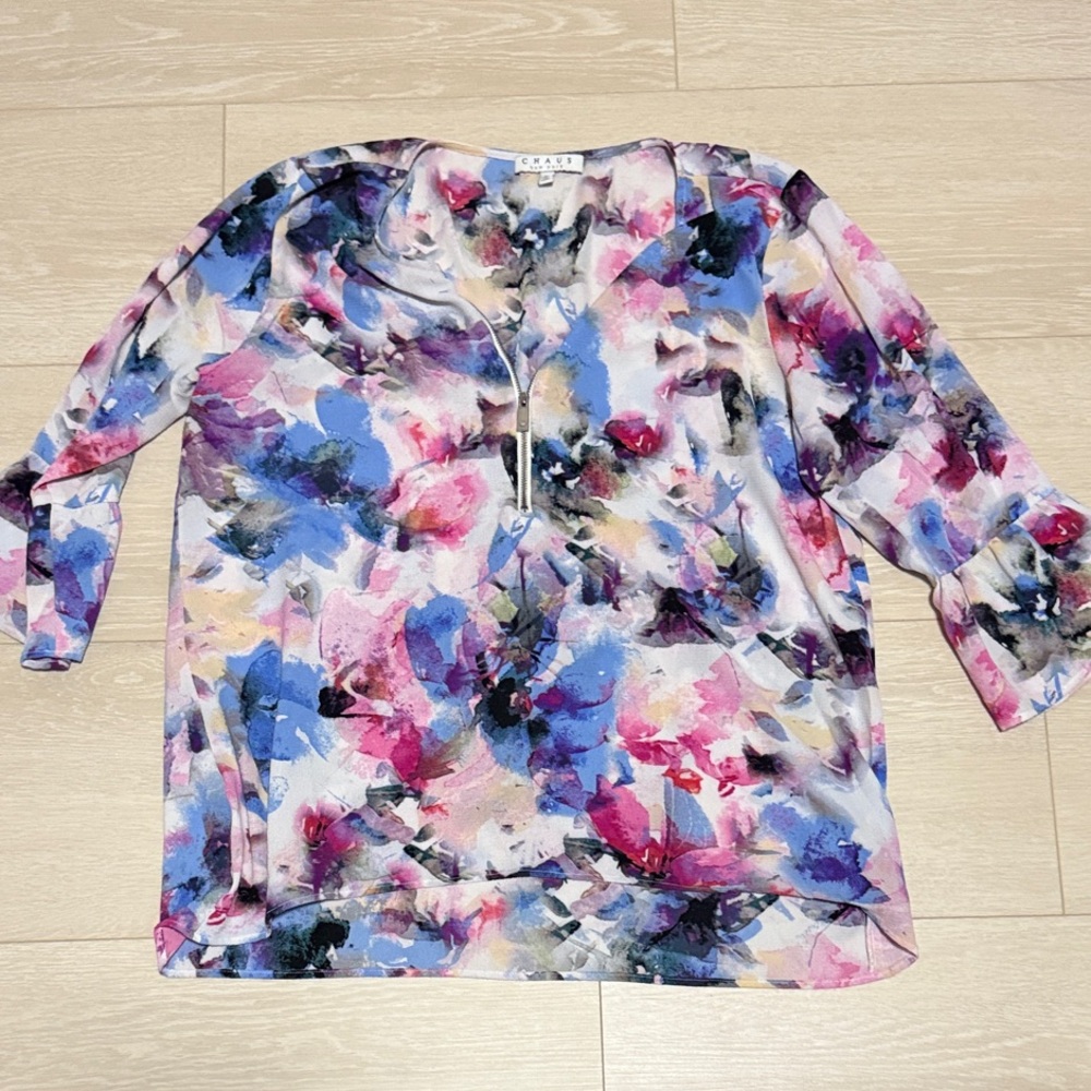 ✨Chaus Vibrant Floral Blouse Pink, Blue, and Purple - Picture 2 of 7